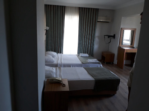 Mert Seaside Hotel