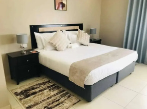 Pahotel Bed & Breakfast