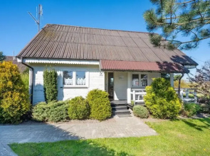 Large Holiday House With Terrace, Bobolin
