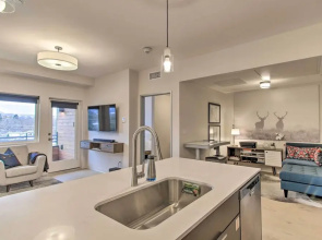 Chic Bozeman Apartment - 1 Block Off West Main St!