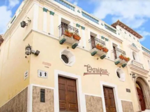 Pensión Bonifaz