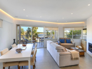 CANAMI... Luxury apartment with best sea views.