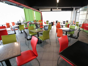 The Seasons Bangkok Huamark