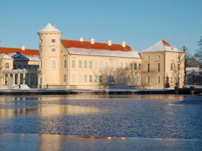 LoggiaHaus Schloß- und Seeblick Apartment "Anton" Jun-Aug Aufenthalt mind 7 ÜN