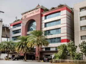 OYO Country Club Begumpet