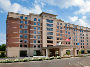 Sonesta Milwaukee West Wauwatosa