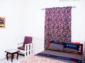 Zenmof Royal Guest House