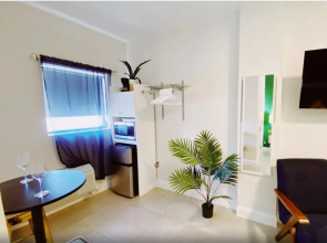 Miami International by Lowkl