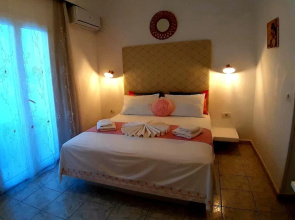 Summer Holiday by Atalos Suites