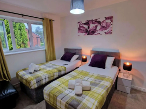 Stylish Pet Friendly 3 Bedroom House in Manchester