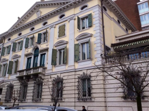 Ambassador Palace Hotel