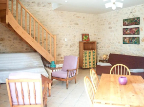 Maison de 2 chambres avec piscine partagee jardin clos et wifi a Duravel
