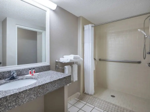 Ramada Limited Douglasville