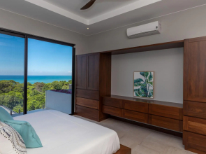 Dreamy Jungle Ocean-view Luxury Villa w Pool