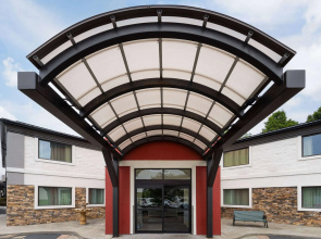 La Quinta Inn by Wyndham Buffalo Airport