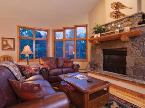 2748 Waterstone Apartment 5