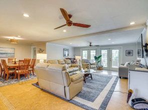 Canal-front Home w/ Lanai in Cape Coral!