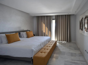 Suites Hotel Le Yacht