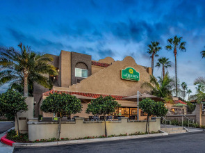La Quinta Inn & Suites by Wyndham Carlsbad - Legoland Area