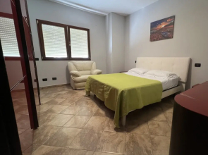 Elly Seaside Apartment