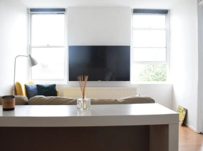 1 Bedroom Flat in Canonbury