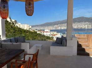 LUXO Villa Acapulco Zona Brisas Guitarrón