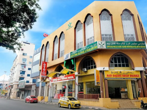 OYO 757 MFU Firdaus Hotel