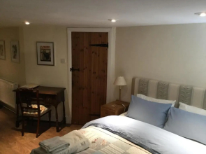 Pear Tree Cottage