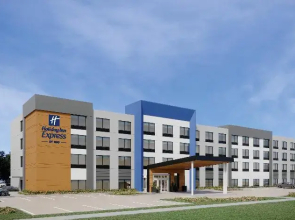 Holiday Inn Express & Suites Colby