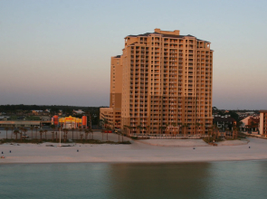 Grand Panama Beach Resort by Emerald View Resorts