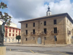 Apartamento ENTREVIÑAS en el corazón de La Rioja
