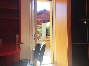 Studio Indépendant dans une Maison