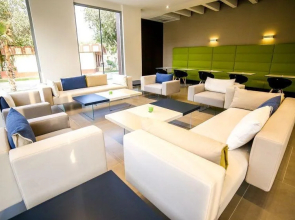 M Executive Residence & Boutique Hotel - Adults Only