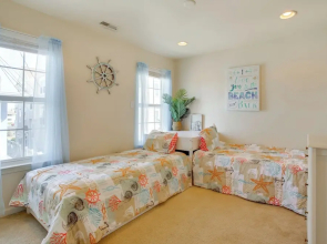 Brigantine Condo - Steps to the Ocean!