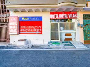FabHotel Royal Vilas