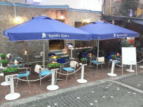 Kupa Pension Old City