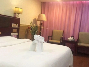 Honghuo Business Hotel