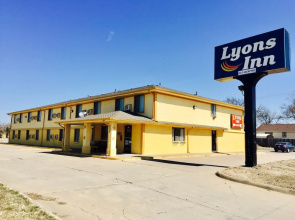 Lyons Inn