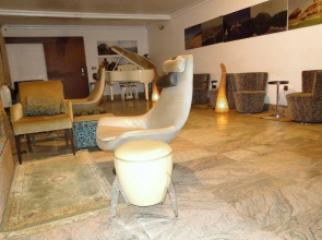 Capital Inn Plus