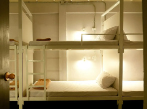 Bangkok Nomad Hostel