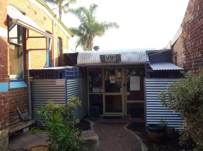 Coolibah Lodge - Hostel