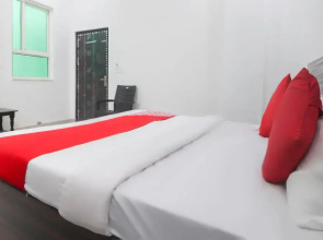 Shri Hari Radha Palace by OYO Rooms