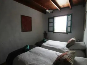 Manoa Eco House