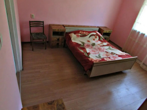 Joni Guest House