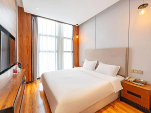 Shuiyue Hotel Xuanwu Lake Forestry University Branch