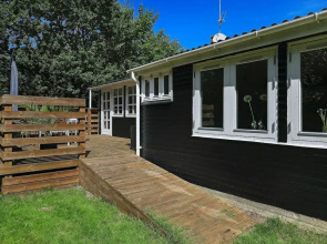 Radiant Holiday Home in Glesborg near Sea