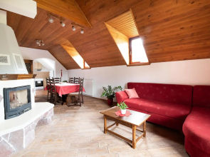 Holiday apartment Pika