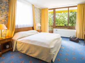 Hotel Maasberg Therme