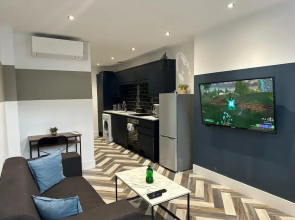 Kings Gate House Apartments