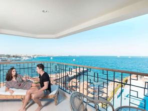 SUNRISE Holidays Resort (Adults Only)